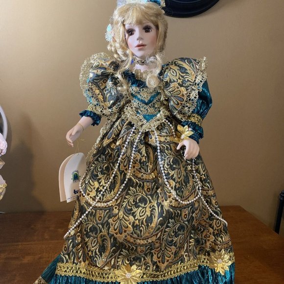 Treasures Forever Collection, William Tung, 23 1/2" Inches Tall  "Nicole" Doll - Picture 1 of 8